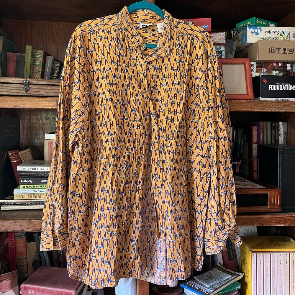 Novelty men’s patterned shirt